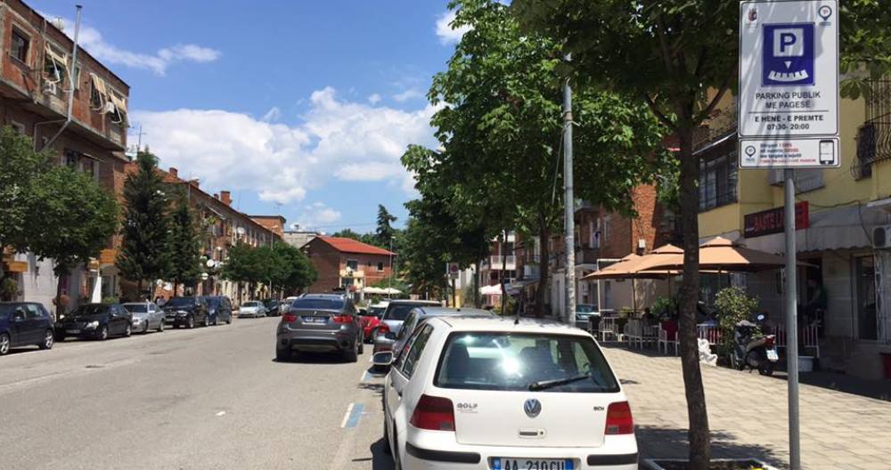 Pagesa e parkingut ne Tirane jo me vetem me sms, perfshihen bankat